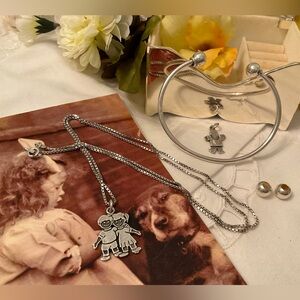6 PIECE LOT, VTG. 925 STERLING CHARM BANGLE, 2 CHARMS, 2 SPACERS & 24” BOX CHAIN